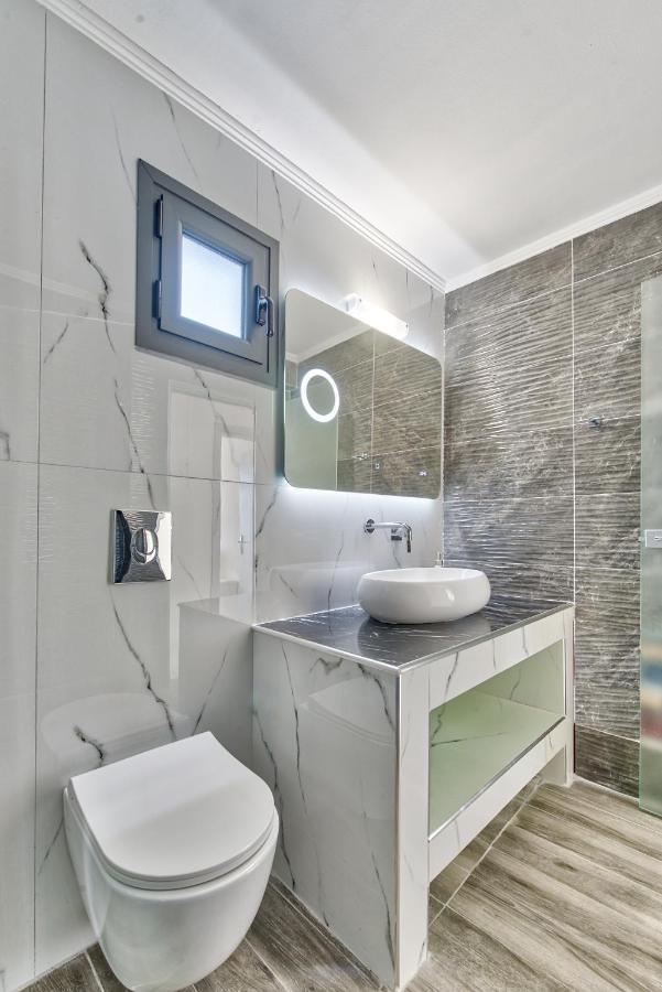 לגאנאס Mandala Seafront Suites מראה חיצוני תמונה