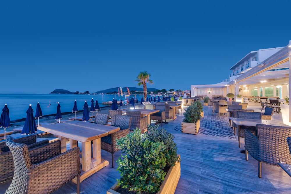 לגאנאס Mandala Seafront Suites מראה חיצוני תמונה